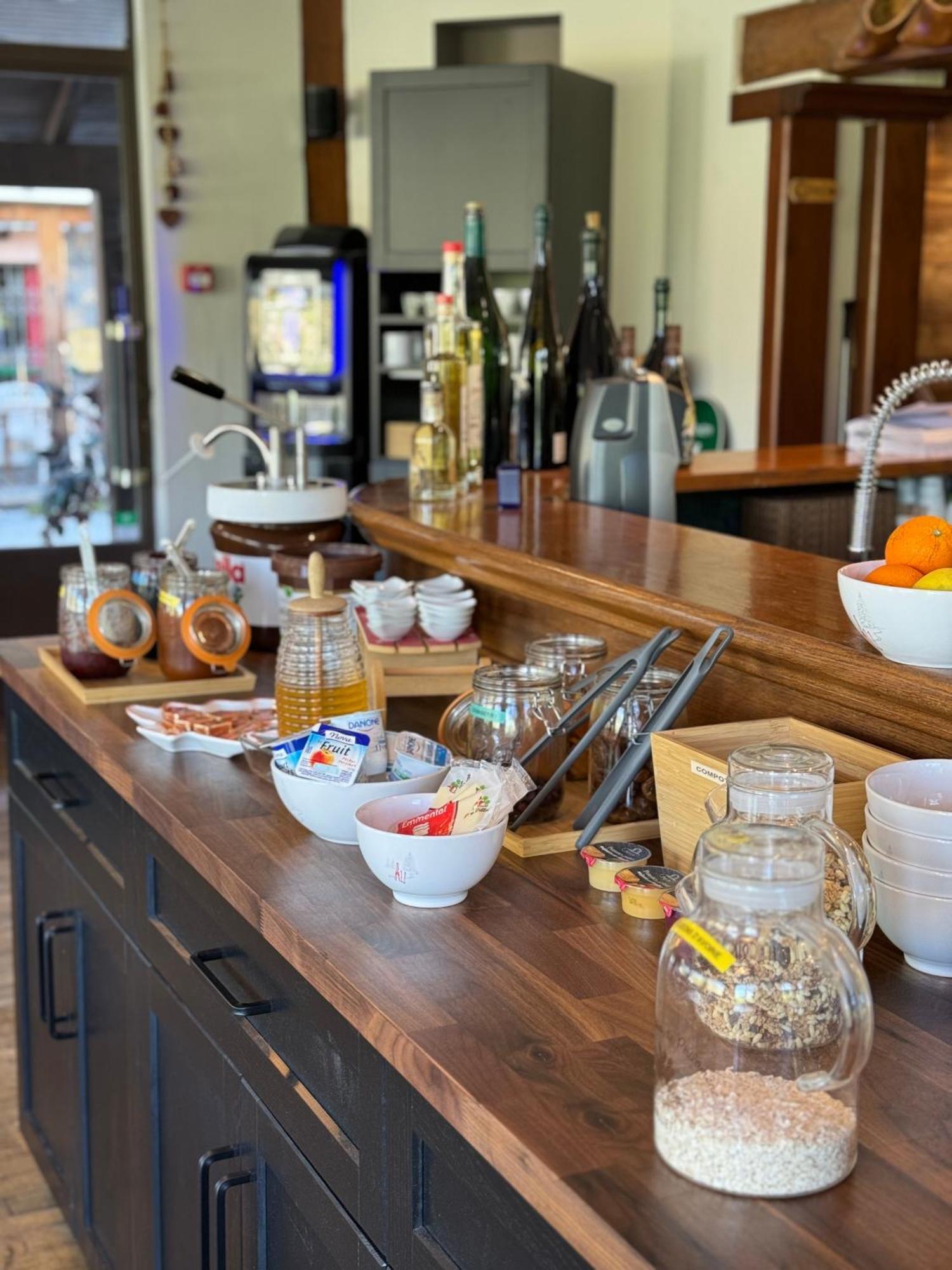 Hotel Genepi Beuil Bagian luar foto